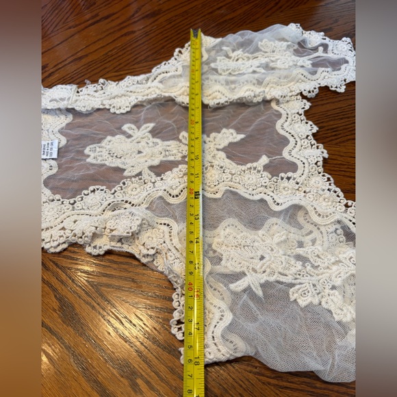 LACE CROCHET & MESH VEST by Pinky, Women’s SZ M, Floral Embroidery Cream/Ivory - Picture 15 of 16